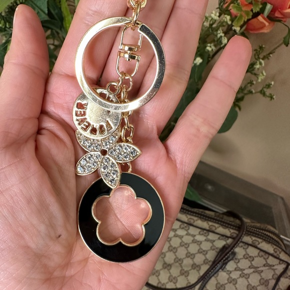 Black and Gold Rhinestone Bag Charm - Picture 4 of 4